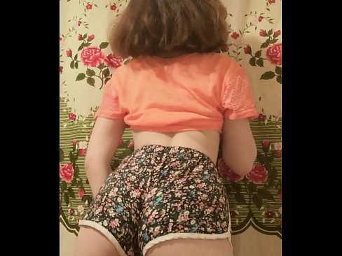 ❤️ La joven sexy hace un striptease grabando sus calzoncillos en la cámara ❤️❌ Video de porno de calidad en es.hentai-menu.ru ❌️